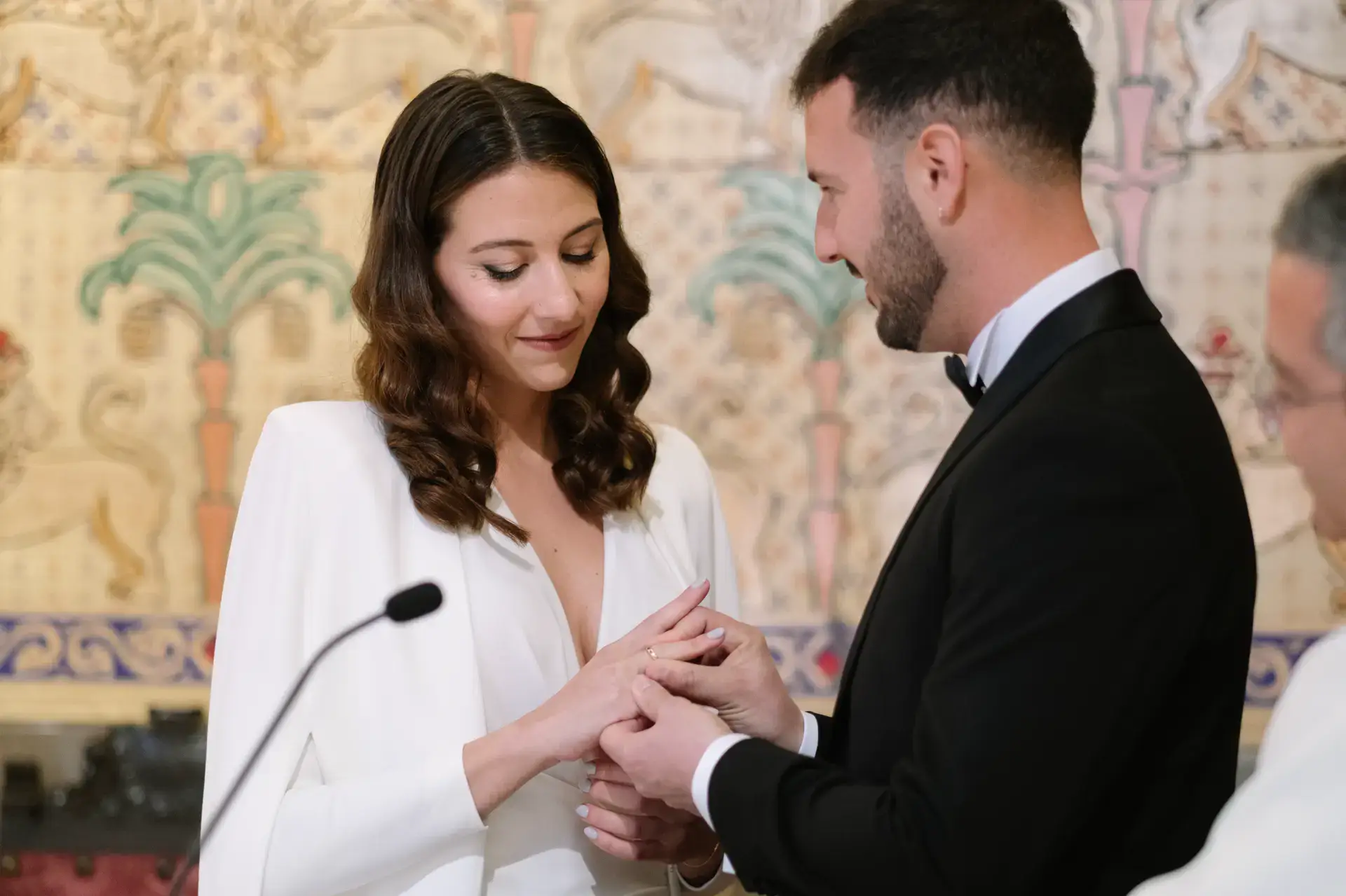 Ana pone el anillo a Jorge, en Badajoz