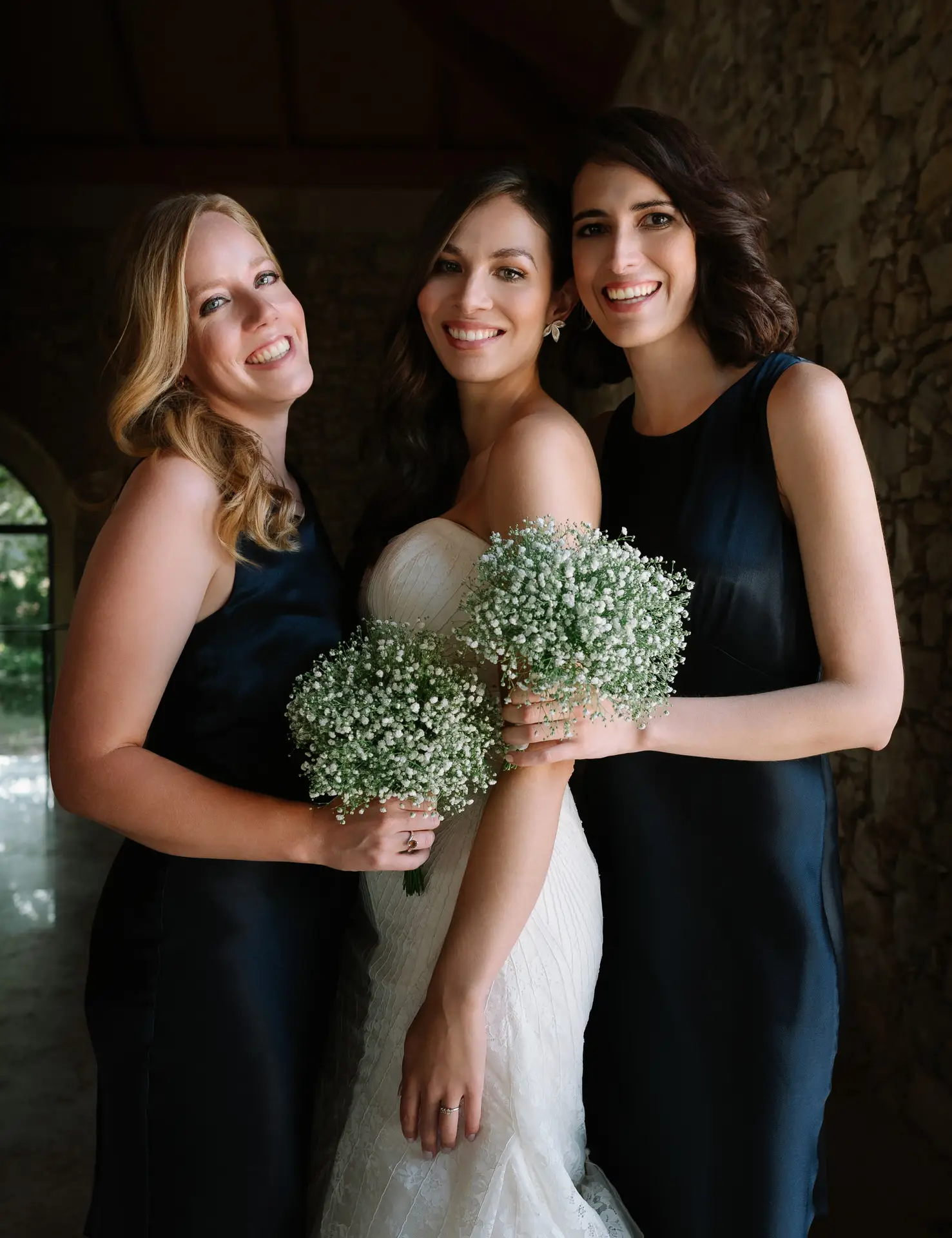 Alana con sus damas de honor y ramos de paniculata, en la Quinta da Grila, Lisboa